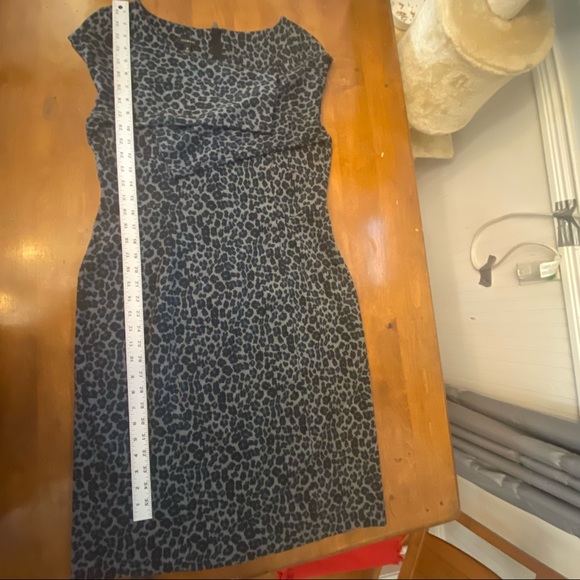 Talbots Womens Dress Size 10 Black Gray Animal Print Jersey Knit Zippered - Picture 9 of 11